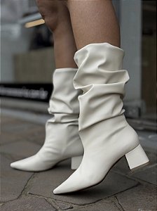 Bota Off White Cano Slouch Salto Bloco Silvia