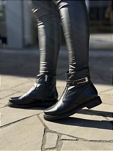Bota Coturno Preto Em Couro 2 Em 1 Soraya