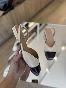 Sapatilha Slingback Em Couro Bicolor Sue
