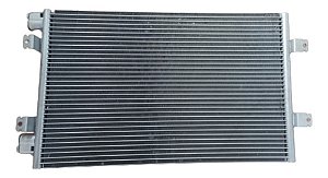 Condensador Ford Fiesta 01 Ka 2008 Até 05/2012 Jeep Troller