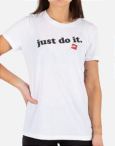 Camiseta Feminina Nike Prep Jdi Branco/Preto/Vermelho - CK4367-100