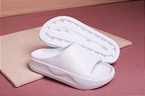 Chinelo Nuvem de EVA Leve e Muito Confortável Branco