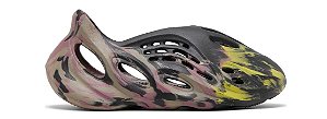 Yeezy Foam Runner MX Carbon Preto Unissex