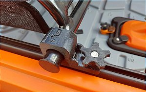 Suporte engate rápido e giro cadeira Milha Náutica