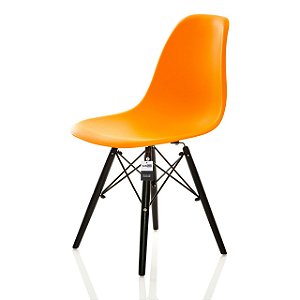 Cadeira Charles Eames Eiffel DSW - Black Edition - Laranja - BRS