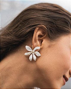 Brinco Jasmim Branco