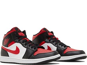 TÊNIS NIKE AIR JORDAN 1 MID WHITE BLACK RED (COMPLETO)