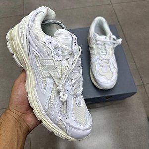 TÊNIS NEW BALANCE 1906D PROTECTION PACK WHITE (COMPLETO)