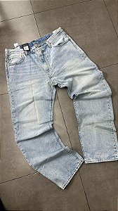 CALÇA JEANS LEVI'S 555 RELAXED STRAIGHT LAVAGEM CLARA