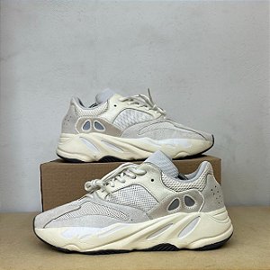 TÊNIS YEEZY 700 V1 ANALOG *PRODUTO USADO 9/10* (SEM CAIXA)