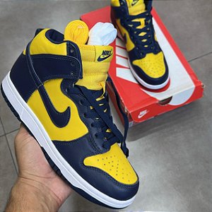 TÊNIS NIKE DUNK HIGH MICHIGAN MAIZE & BLUE (COMPLETO)