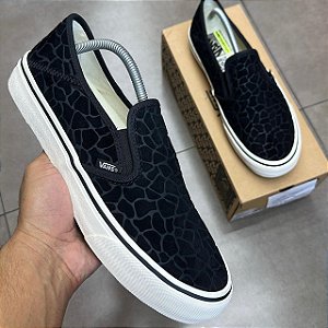 TÊNIS VANS SLIP-ON VR3 SF GIRAFFE BLACK BLACK (COMPLETO)