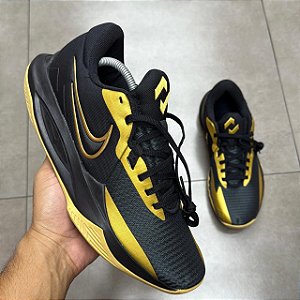 TÊNIS NIKE PRECISION 6 BLACK METALLIC GOLD (SEM CAIXA)