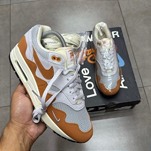TÊNIS PATTA X NIKE AIR MAX 1 MONARCH (COMPLETO)