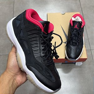 TÊNIS AIR JORDAN 11 LOW IE BRED (COMPLETO)