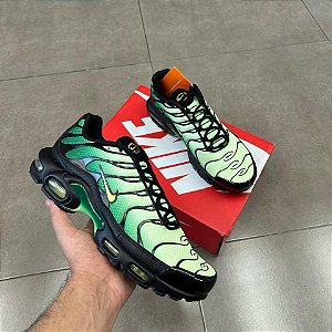TÊNIS NIKE AIR MAX PLUS VAPOR GREEN MALACHITE BLACK LIGHT LEMON TWIST (COMPLETO)