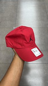 BONÉ JORDAN HERITAGE 86 RED