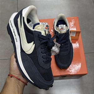 TÊNIS FRAGMENT DESIGN X SACAI X NIKE LDV WAFFLE BLACKENED BLUE (COMPLETO)