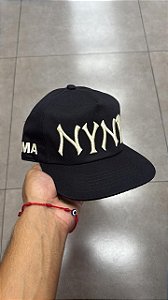 BONÉ OMA STUDIOS NY NY BLACK CREAM