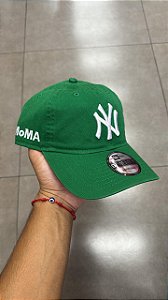 MOMA X NEW ERA BONÉ NY YANKEES ADJUSTABLE BASEBALL KELLY GREEN