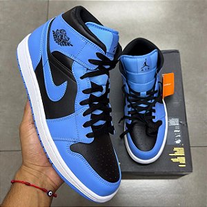 TÊNIS AIR JORDAN 1 MID UNIVERSITY BLUE (COMPLETO)