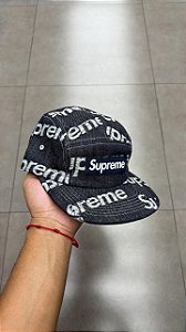 BONÉ SUPREME JACQUARD LOGOS DENIM CAMP RIGID INDIGO FW25-W10