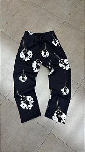DENIM TEARS CALÇA HARDIES TEARS FIST WREATH OPEN HEM BLACK