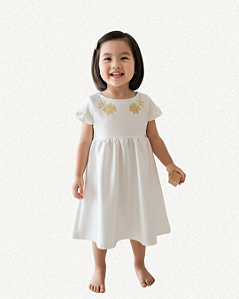 VESTIDO BRANCO FLOR DOURADA