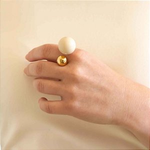 ANEL REGULAVEL ESFERAS OFF WHITE DOURADO