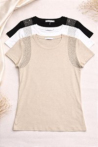 T-Shirt com aplicação m/gg