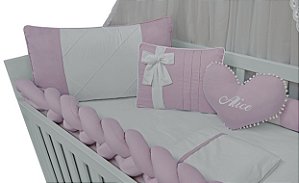 kit protetor para berço menina coração branco e lilás
