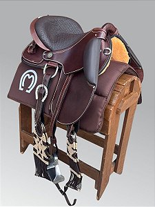 Sela Australiana Nova Extreme Mangalarga 2025 - Cor Pinhão - Vaqueta