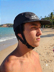 Boné Para Surf Guepro Com Ajuste E Proteção De Orelha Preto