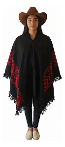 Poncho Pala Argentino Unissex Gola V Pampa - Vários Cores Preto E Vermelho Geométrico Unico