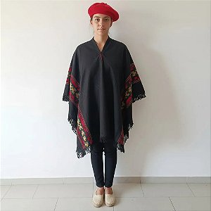 Poncho Pala Argentino Unissex Gola V Pampa - Vários Cores Preto Colorido Geométrico Unico