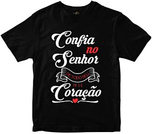 Camiseta Confia no Senhor Rainha do Brasil