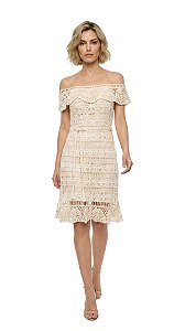 Vestido De Crochê Versátil, Elegância Atemporal!