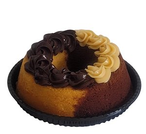 Bolo Mesclado com Cobertura Especial