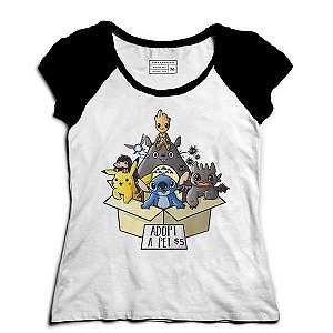 Camiseta Feminina Raglan Pikachu e Groot - Loja Nerd e Geek