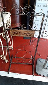 Porta Plantas em Ferro Trabalhado ''Welcome''