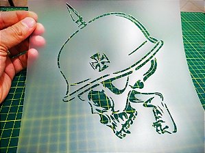 Stencil Caveira com Capacete - 2R20