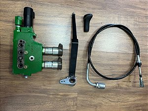 KIT VALVULA VCR TRATOR JOHN DEERE COMPLETA ( VCR MODELO BUCHER ) AL242417 OU AL231715