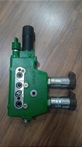 VALVULA VCR TRATOR JOHN DEERE ( VCR MODELO BUCHER ) AL242417 OU AL231715