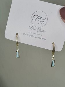 Argolinha com zircônia azul claro banhado a ouro