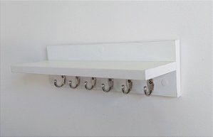 PRATELEIRA MULTIUSO EM MDF COM GANCHOS 35X10X10CM