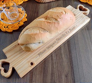 TÁBUA RETANGULAR 2 CORAÇÕES  43X12X1,8CM EM PINUS - NTA