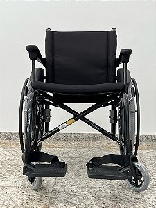 Cadeira de Rodas Agile Fat 48X42X40 Preta