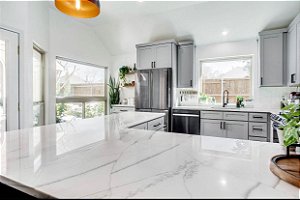 NanoSwiss GRAFENO PEDRA. Anti Manchas e Hidro Repelente para Quartzitos, Granitos, Mármores e Pedras Exóticas. Dura 5 anos em bancadas de cozinha. Rendimento de 500 m2/litro ou R$ 27,00/m2.