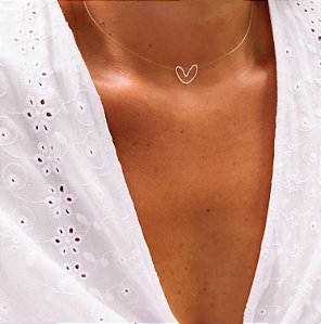 Gargantilha de Fio de Nylon com Coração Vazado Fecho em Prata925