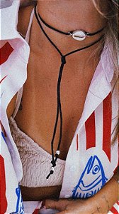 Cordão fio acetinado com buzios natural e ponteira em Prata925